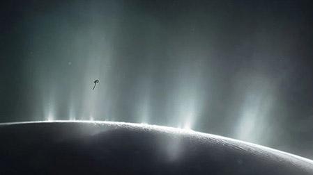 Cassini spacecraft swoops through plumes from Enceladus